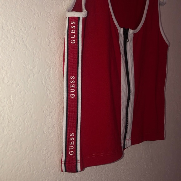 Guess tank top - Picture 2 of 4